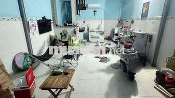 nhà thuê 5_10 lầu suốt kênh nước đen Bình Hưng Hòa B bình tân 