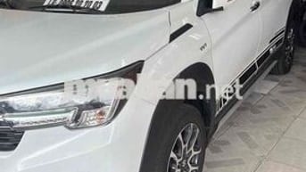 Suzuki XL7 Trắng 7 chỗ Tự động