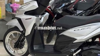 Honda Vario  Mẫu Cũ 150/ 2017 Bạc  Poche.Xe chất