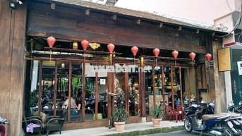 DTSD GẦN 200m2 - CHO THUÊ MẶT BẰNG ĐẸP KINH DOANH NGAY QUẬN 1