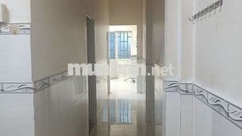 Nhà trệt H311  cách mặt tiền Nguyễn Văn Cừ 300m, hẻm ô tô