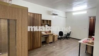 Nhà tập thể tầng 5 42m2 2 phòng ngủ đường Hoàng Quốc Việt cầu giấy HN