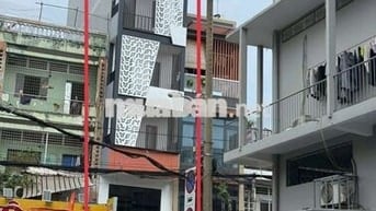 nhà có cầu thang máy 10pn 11wc phù hợp làm khách sạn