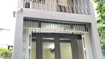 Cho thuê Hẻm Hòa Hưng Quận 10, 50m², 1 Trệt 1 Lầu, 2 phòng ngủ, 1WC