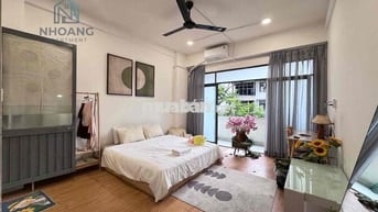 Cho Thuê Studio Balcony 25m2 Mặt Tiền Nguyễn Thái Bình Quận 1