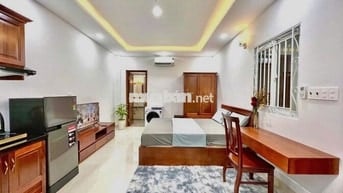 Căn hộ 30m2 FULL nội thât ngay bờ kè Trường Sa, ngã 4 Trần Quang Diệu