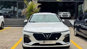 VinFast Lux A Base 2019 Trắng 48.000 km