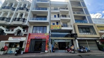 Giảm 5 tỷ bán gấp nhà mặt tiền Hoàng Sa, Quận 3 ngang lớn 6,72m.