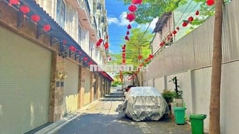 Cho thuê nhà phố 3 tầng p hiệp Bình Phước 16tr/ tháng