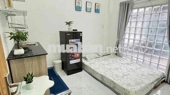 CHO THUÊ STUDIO FULL NỘI THẤT GIÁ RẺ NGAY TRUNG TÂM Q3