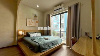 CHO THUÊ CĂN HỘ STUDIO BAN CÔNG TONE GỖ GẦN VÒNG XOAY ĐIỆN BIÊN PHỦ