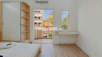 💥 Cho Thuê CH Rộng 30m, Có Balcony tại Thích Quảng Đức, Q.Phú Nhuận