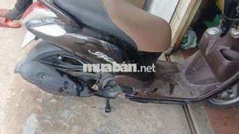 Yamaha Nozza Nâu đen