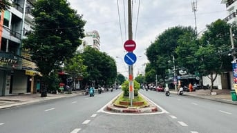 Bán nhà mặt tền đường số 12 khu DÂN CƯ VĨNH LỘC, DT: 5X17m, 5 tấm.