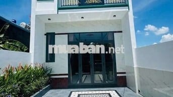 Bán nhà shr 5×16,8 m ,nhà đẹp ,dọn vào ở ngay giá tốt