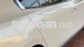 Mazda Mazda3 Luxury 2021 67000 km Trắng