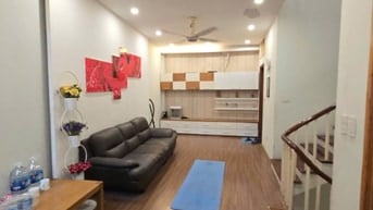Bán nhà phố Xuân Diệu 72m2, lô góc, gần hồ, cho thuê tốt, ở luôn