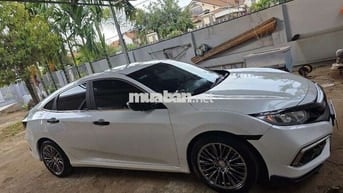 Honda Civic 2019 Trắng Thái Lan 5 chỗ