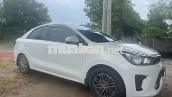 Kia Soluto 2020 Số sàn Trắng 5 chỗ