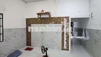 cho thuê nhà c4 Kiệt 5m trần đại nghĩa. hòa hải. 5 triệu. gần FPT