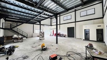 CHO THUÊ KHO ĐẸP-330m2, Y hình-Xe 3.5t-Làm kho hàng. 