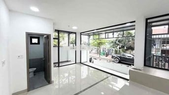 CHO THUÊ MẶT BẰNG KINH DOANH ĐỐI DIỆN ĐẠI HỌC TÔN ĐỨC THẮNG