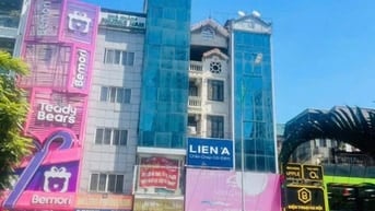 CHO THUÊ NHÀ NGUYÊN CĂN 5 TẦNG, MT NGUYỄN TRÃI, CỔNG CHỢ PHÙNG KHOANG 
