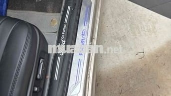 Ford focus máy dầu 2010 std màu vàng cát
