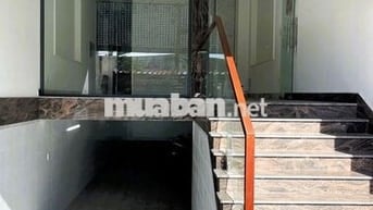 Cho thuê nhà mặt phố Linh Tây 440m2 tiện làm văn phòng, kinh doanh