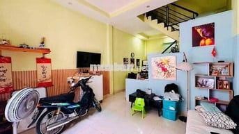 Bán Nhà P10. 4x8. trệt lầu 2 phòng. nhà mới. 2.39 tỷ