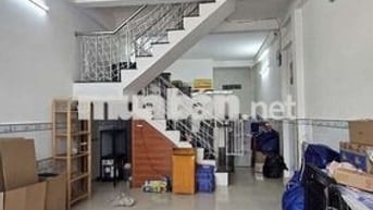 Cho thuê 4x10m Lầu 2pn 6tr Sát Chợ 1A