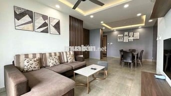 Cho thuê căn hộ 3PN2WC ngay trung tâm Quận 7