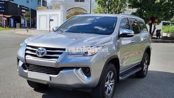 Toyota Fortuner 2017 Máy dầu Số sàn Xám