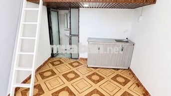 TRỌ 1TR8 ĐỐI DIỆN VINCOM DĨ AN - MÁY LẠNH - GIỜ GIẤC TỰ DO