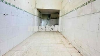 Cho thuê nhà mặt tiền nguyên căn ngang 3-12m , có gác lửng, giá 8tr/th