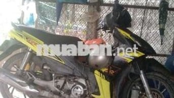Suzuki 2013 Vàng, Đen