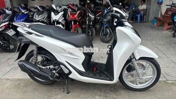 Honda SH 160 ABS 2025 Trắng đen ( hỗ trợ góp )