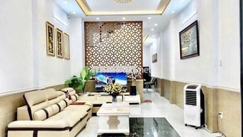 Nhà 1 Trệt 2 Lầu 4PN 4x16m Hẻm Xe Hơi Bùi Văn Ba Quận 7