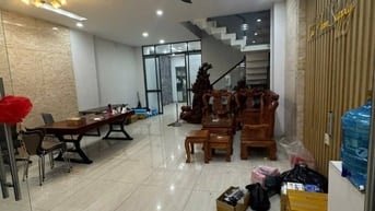 Bán Nhà 6x18m 2 lầu KDC Bình Hưng, Bình Chánh, Bến xe Q8 vào 500m