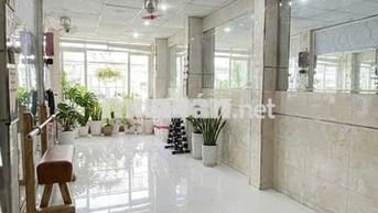 Nhà mặt tiền Huỳnh Văn Bánh, QUẬN PHÚ NHUẬN, 43 m2, giá 10.9 tỷ