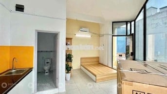 PHÒNG FULL KÍNH mặt tiền Q5 gần ĐH Y Dược giáp Q10 Trung tâm Siêu Đẹp