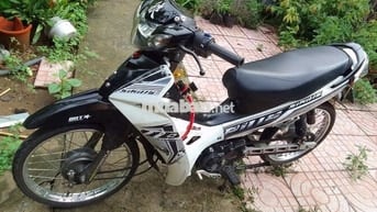 Yamaha Sirius 110cc Trắng đen