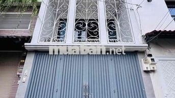 70m2, XE HƠI NGỦ TRONG NHÀ,SỔ CỰC ĐẸP,KHU DÂN TRÍ