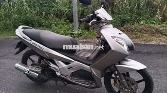 Yamaha Nouvo đk2005 odo 33ng xe VIP 
