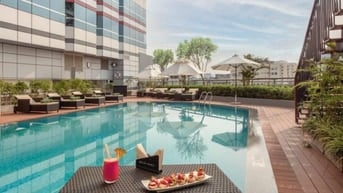 Bán Khách sạn phố Gia Ngư 482m, 115 phòng giá 1500 tỷ.