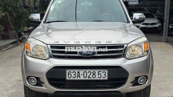 EVEREST 2014 MT XE CHUẨN 11 vạn ,BẢO HÀNH 1 NĂM