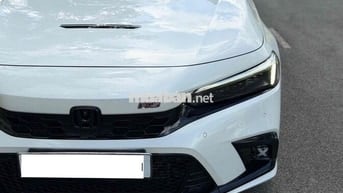 Honda Civic RS 2023 Trắng 32.000 km