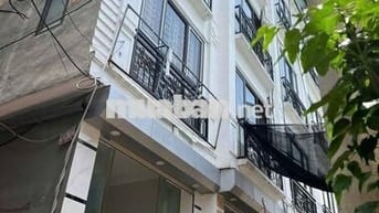 Cho thuê nhà Bát Khối - Long Biên, 3PN, Full đồ, ở ngay. Giá 7tr