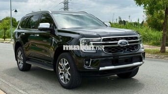 Ford Everest Titanium 4x2 2023 Đen 67.000 km