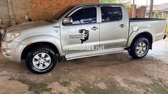 Toyota Hilux 2009 Số sàn Bạc